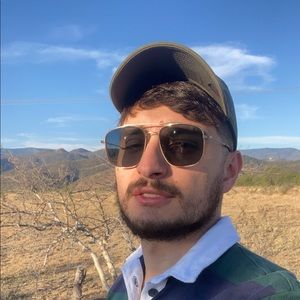 Meet your Posher, Diego